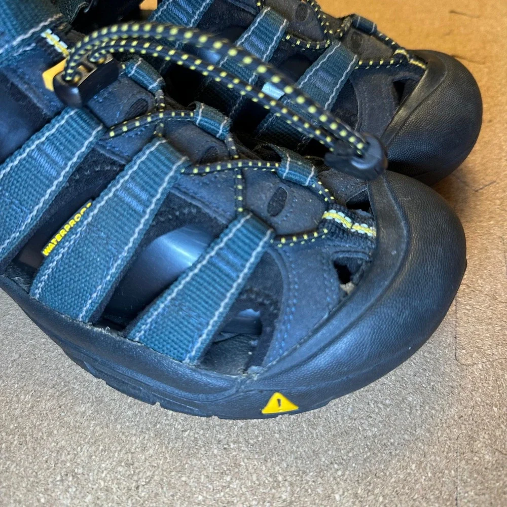 Keen‎ Newport H2 Waterproof Hiking Sandals Mens 5 Teal Black Outdoor Shoes